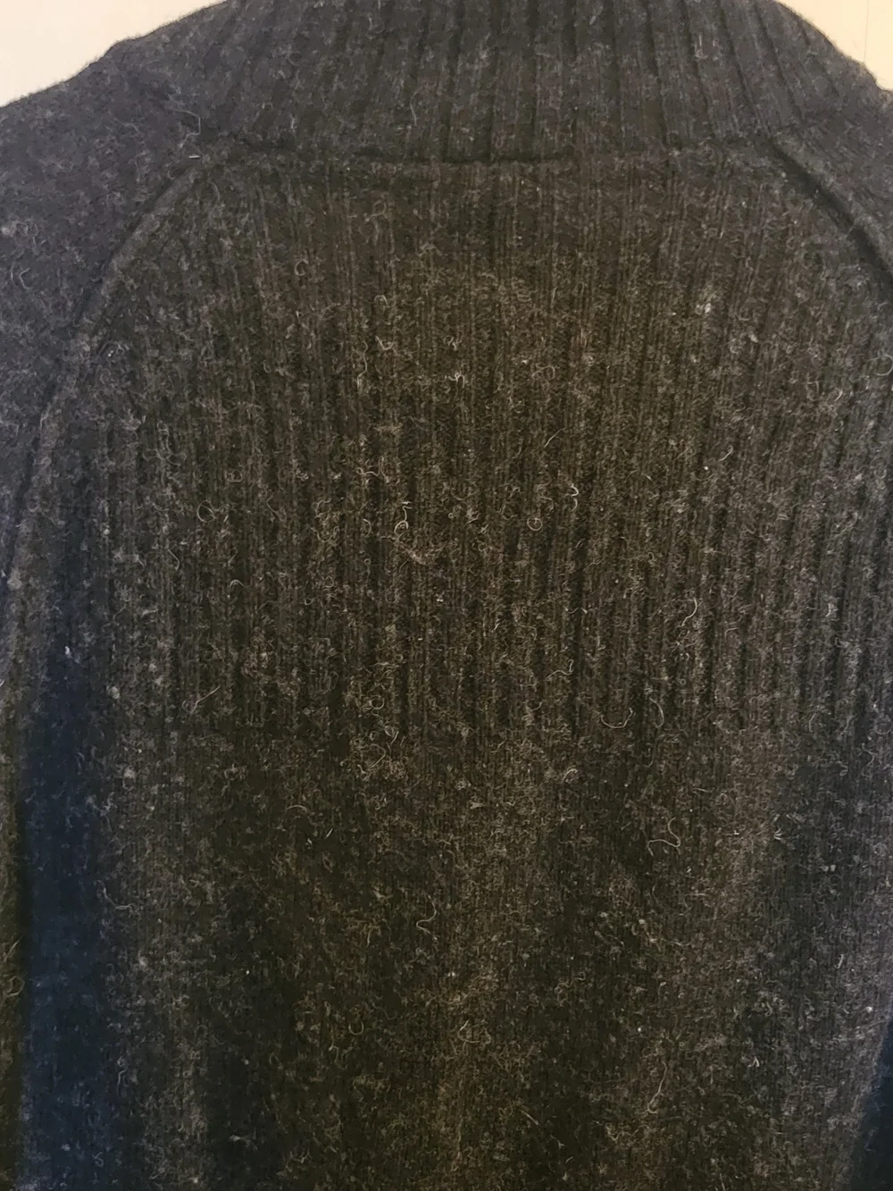 Columbia Men's Charcoal Half-Zip Knit Sweater Size M